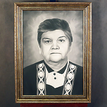 Портрет бабушки со стилизацией под живопись