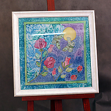 Картина на шелке в белой раме под стеклом