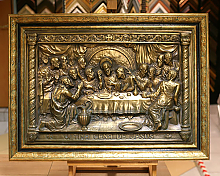 Багетное оформление объемной металлической картины