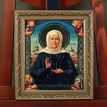 Вышивка иконы в деревянном багете