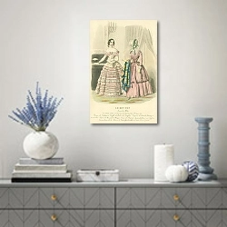 «Le Bon Ton №1» в интерьере над комодом